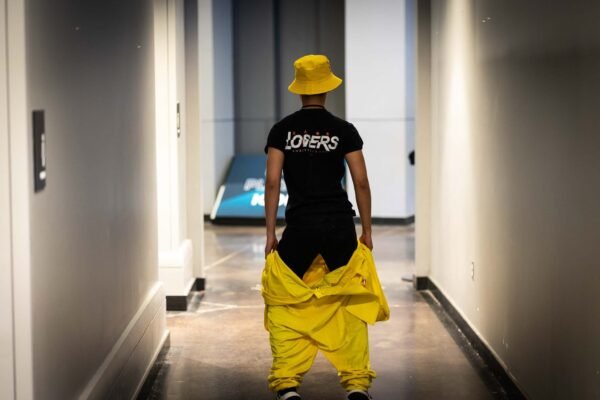 LxL Worldwide - T shirt - Image 4